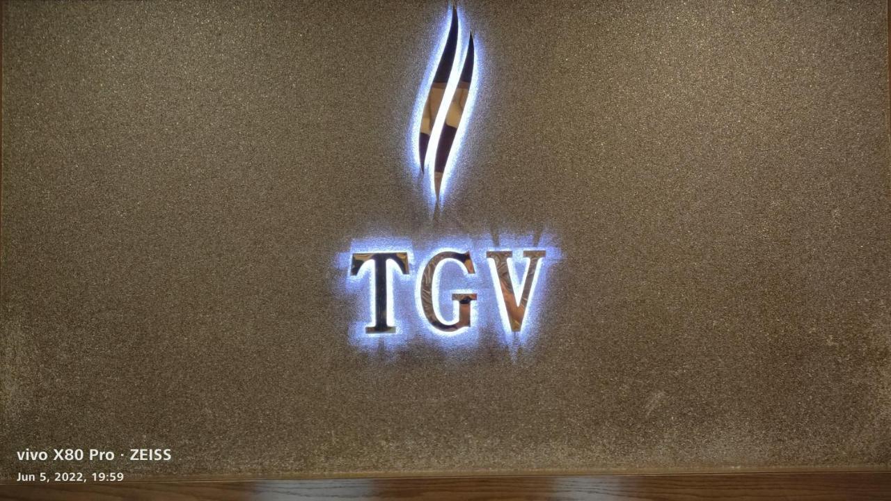 Tgv Hotel Ahmedabad Luaran gambar
